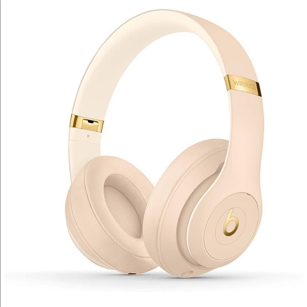NEW Beats Studio 3 Wireless Headphones